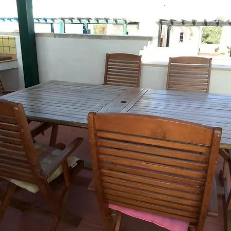 Casa Tricolor Vila